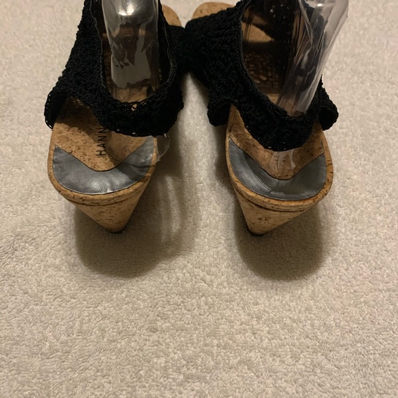 Hannah Sandals - Picture 5 of 8